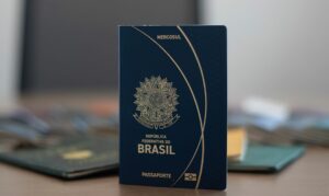 PF pode suspender passaportes