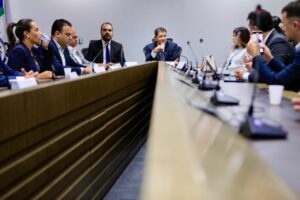 DF e Mídia firmam pacto para cobertura responsável e combate à violência doméstica