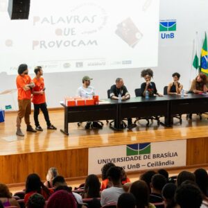 Estudantes de Ceilândia lançam livro "P.Q.P." e fortalecem protagonismo juvenil
