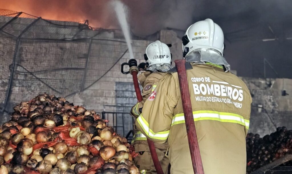 incêndio pavilhão Ceasa Rio