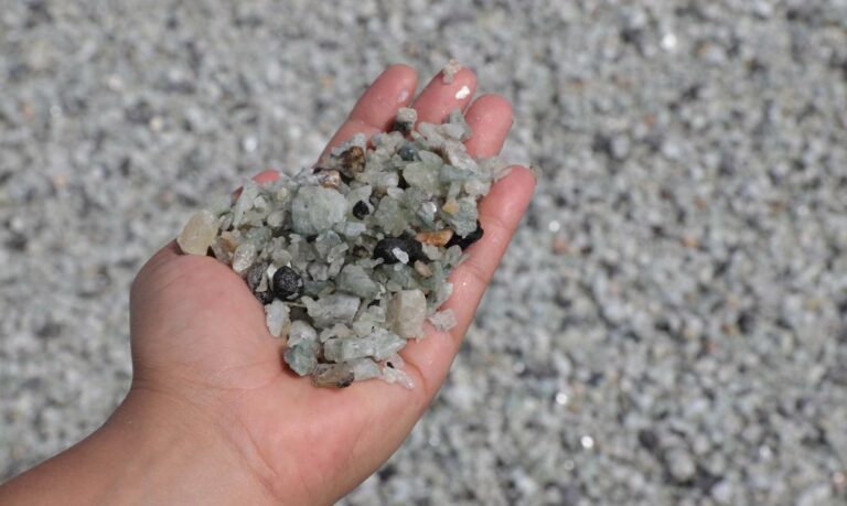 Minerais críticos expansão Brasil