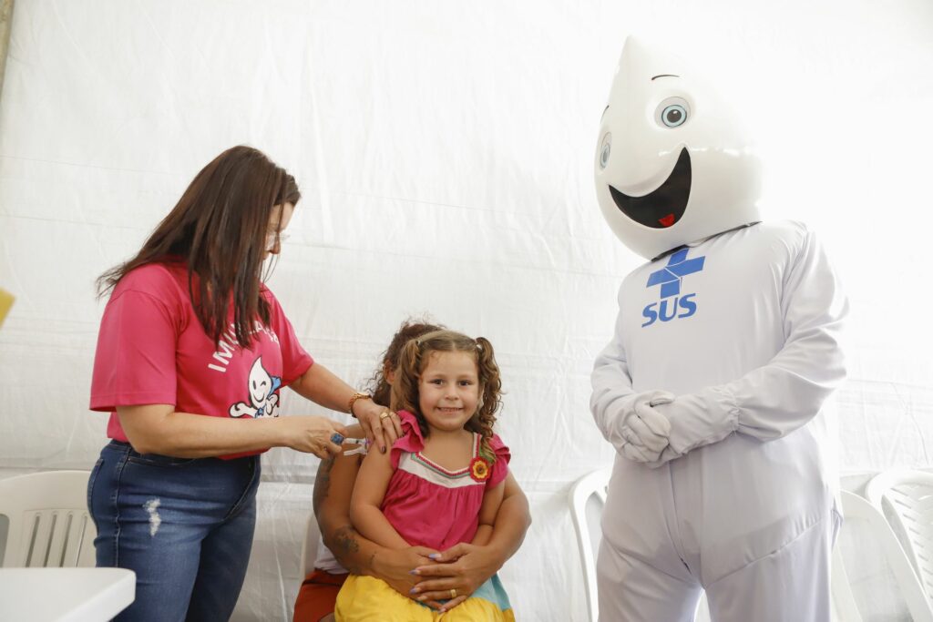 Meningite em Alerta: Brasil registra 11,2 mil casos e reforça urgência da vacinação