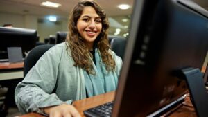 Cursos Gratuitos de Tecnologia em Ceilândia: Inscrições Abertas para o Conexão para Todos