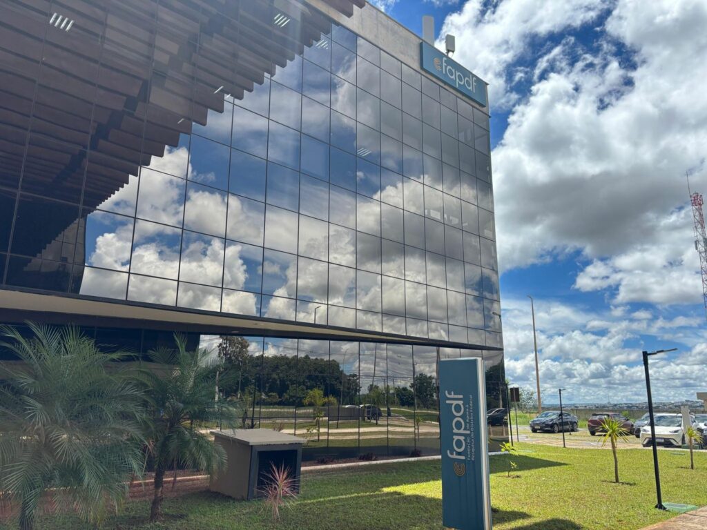 FAPDF Lança Editais 2026: R$ 9 Milhões para Pesquisa, Publicação e Eventos no DF
