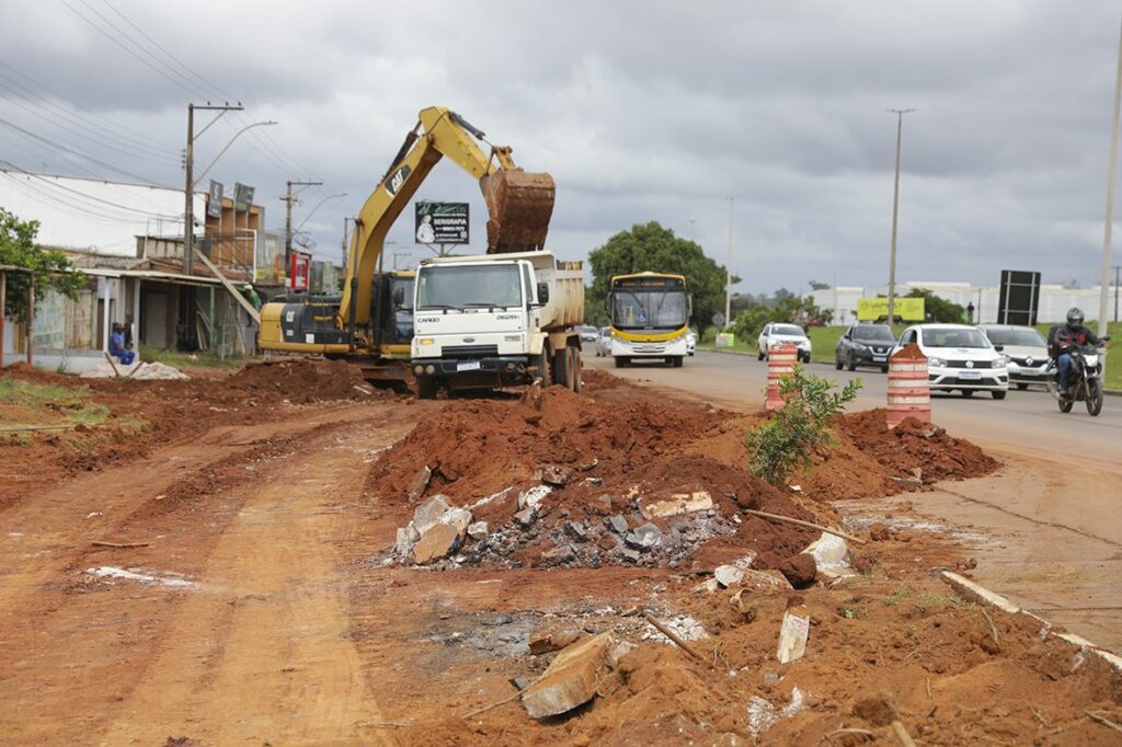 GDF investe R$ 5,9 milhões em drenagem e recapeamento da DF-290 em Santa Maria