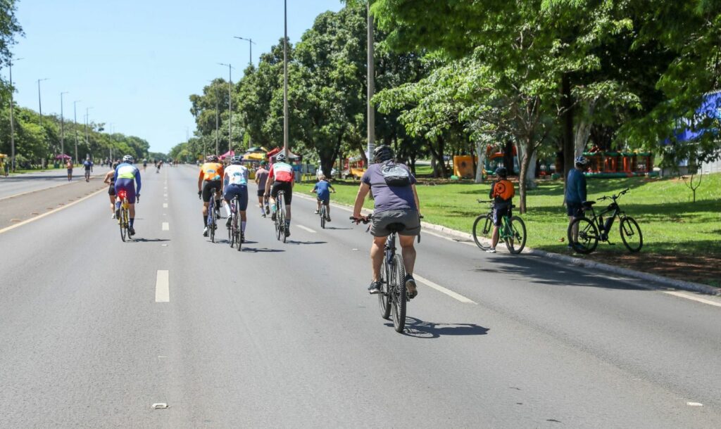 Setur-DF Lança Rota do Cicloturismo e Guia Oficial para Explorar Brasília de Bike