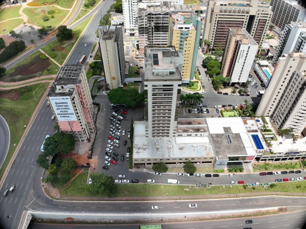 Vigilância Ambiental Alerta: Riscos de poeira e zoonoses na implosão do Torre Palace