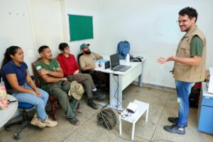 Zoológico de Brasília capacita Cetas-DF em criação de insetos para fauna silvestre