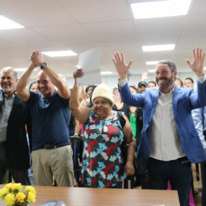 Codhab entrega escrituras gratuitas no Residencial Tamanduá, Recanto das Emas