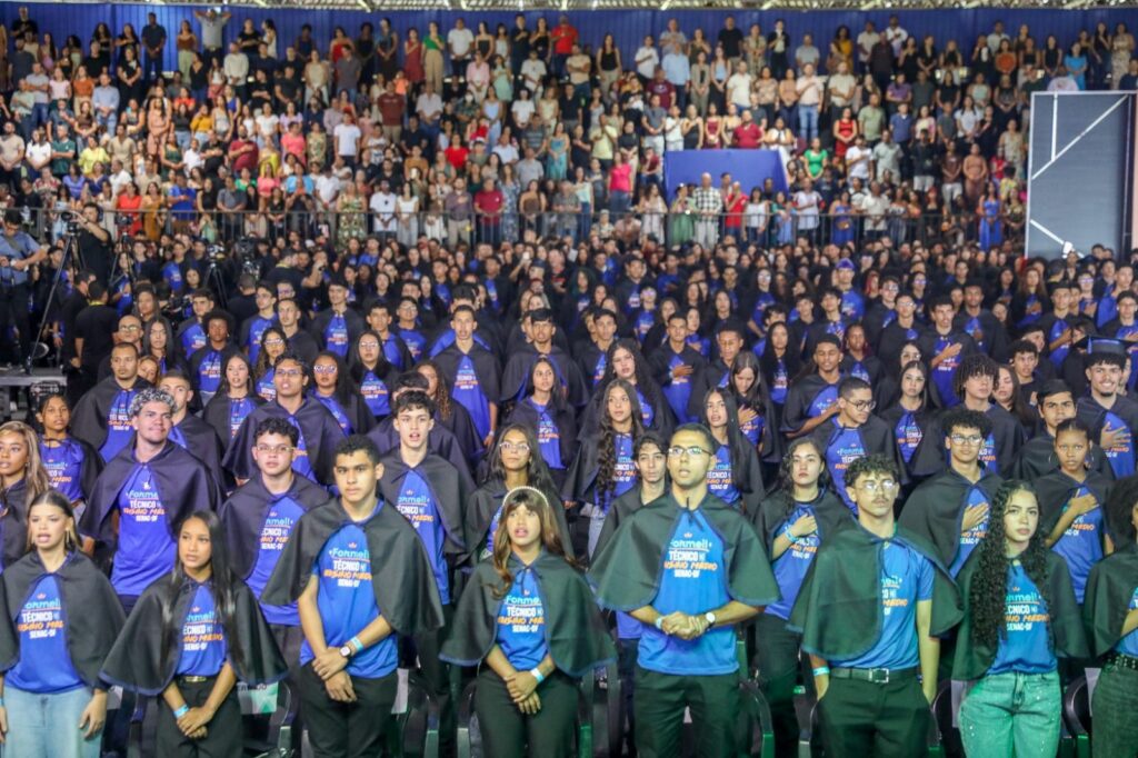 GDF e Senac-DF formam 1,5 mil alunos no programa Técnico no Ensino Médio