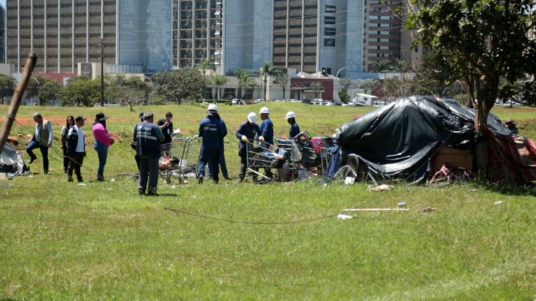 GDF realiza grande ação de acolhimento à população de rua em Taguatinga