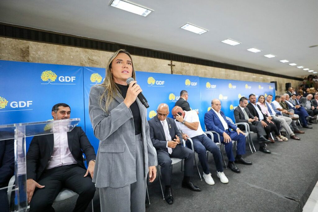 Ibaneis Rocha sanciona novo Pdot para planejar o futuro do DF até 2034