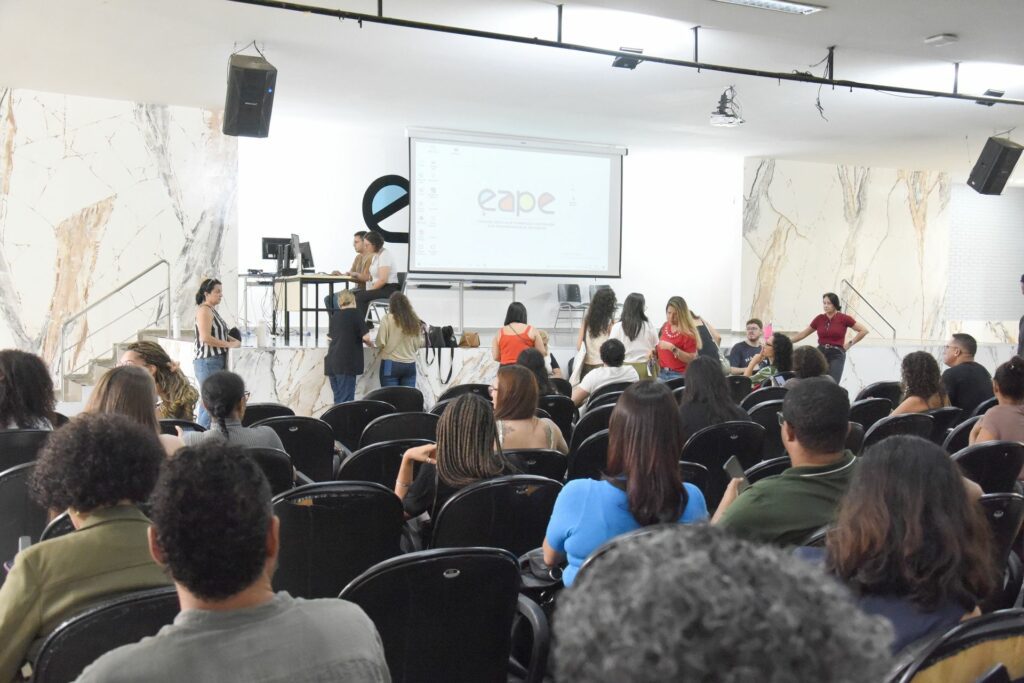 SEEDF: 3 mil professores efetivos escolhem escolas e reforçam Rede Pública do DF