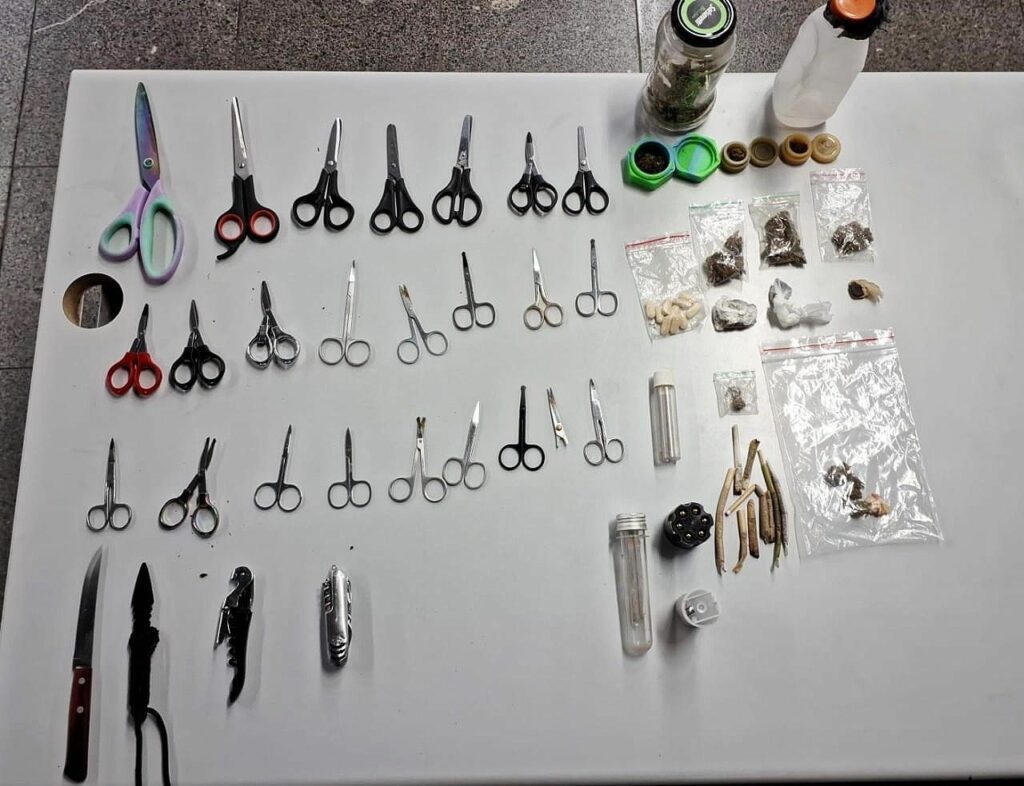 Segurança no Carnaval do DF: PM apreende armas brancas e reforça fiscalização