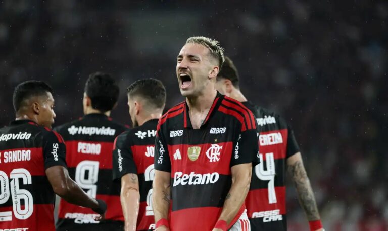 Flamengo vence Remo por 3 a 0 e entra no G4 do Brasileirão