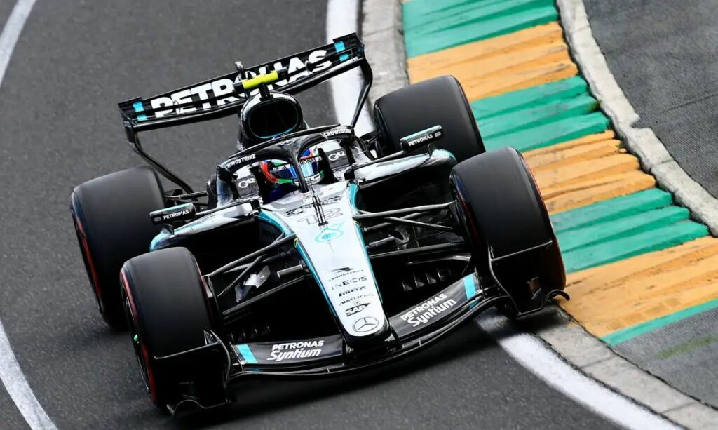 GP da Austrália: George Russell conquista pole e Mercedes domina primeira fila