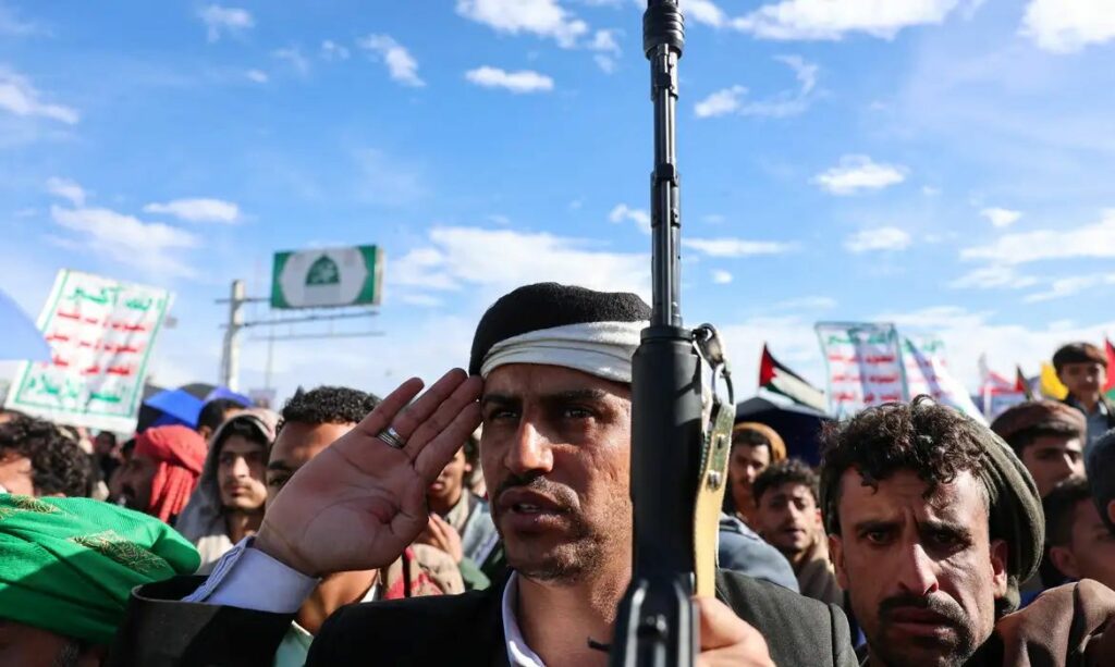 Houthis do Iêmen ameaçam intervenção militar em guerra contra o Irã