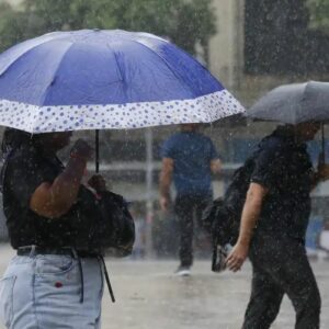 Inmet emite alerta laranja de chuvas intensas para 17 estados