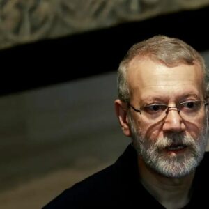 Irã confirma morte de Ali Larijani em ataque aéreo em Teerã
