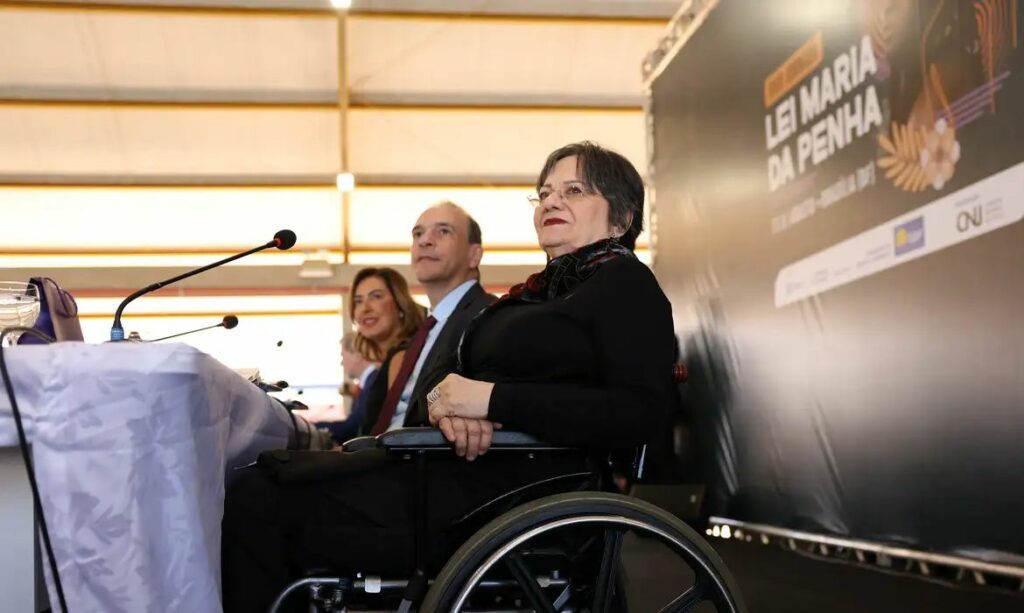 Justiça torna réus quatro acusados de campanha de ódio contra Maria da Penha