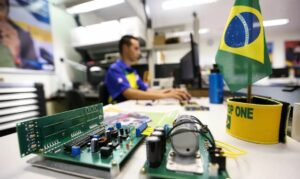 Matrículas em cursos técnicos no Brasil crescem 68% em cinco anos