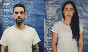 Monique Medeiros deixa a prisão após adiamento do júri do caso Henry Borel