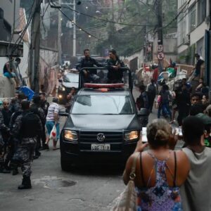 Operações na Maré deixaram 160 mortos e prejuízo escolar em dez anos