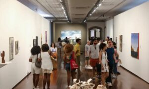 Paço Imperial celebra 40 anos com exposição de grandes nomes da arte