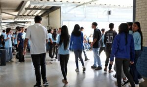 Pé-de-Meia: Nascidos em novembro e dezembro recebem incentivo nesta segunda