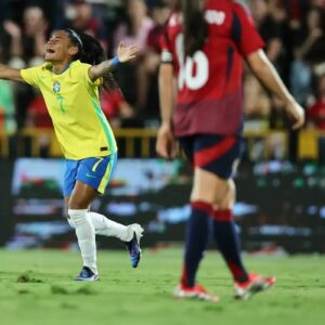 Seleção Feminina goleia Costa Rica por 5 a 2 na estreia da temporada 2026