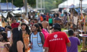 Acampamento Terra Livre 2026 reúne milhares em Brasília por demarcação