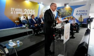 Alckmin anuncia R$ 10 bilhões para modernização de máquinas agrícolas