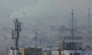 Caça dos EUA é abatido no Irã e buscas por piloto continuam