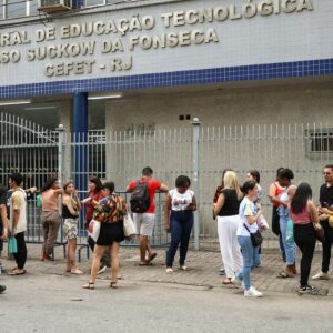 Cefet Rio abre concurso para professores com salários de até R$ 13 mil