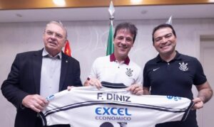 Fernando Diniz é o novo técnico do Corinthians até o fim de 2026