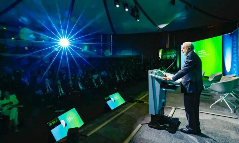 Lula critica conflito no Oriente Médio e cita 'guerra da insensatez'