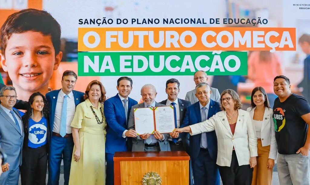 Novo Plano Nacional de Educação é visto como marco por especialistas