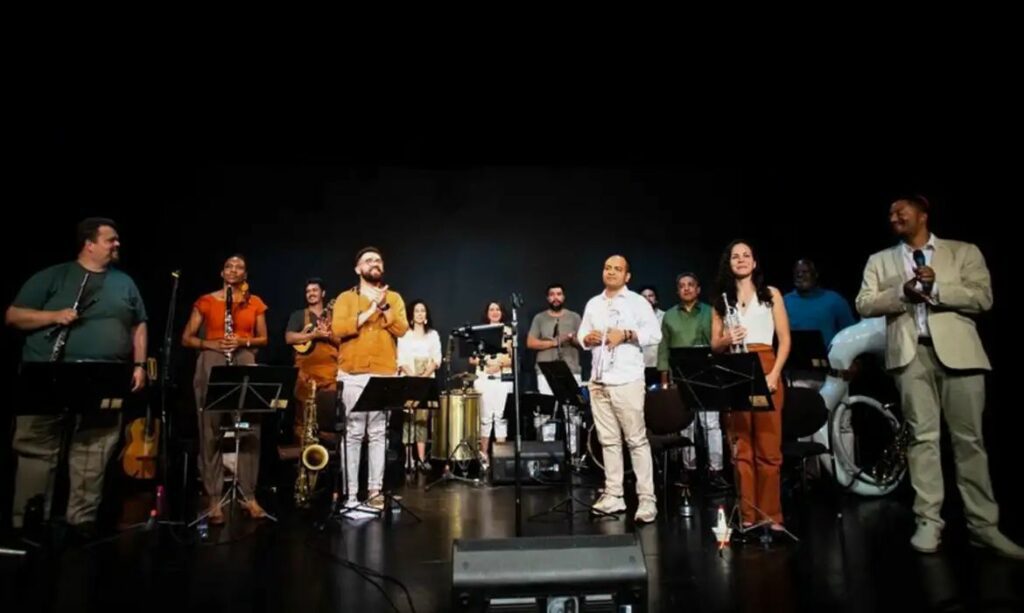 Orquestra Pizindim lança single em homenagem ao Dia do Choro