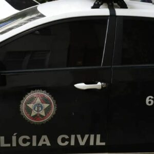 Polícia apreende canetas emagrecedoras e anabolizantes em ônibus