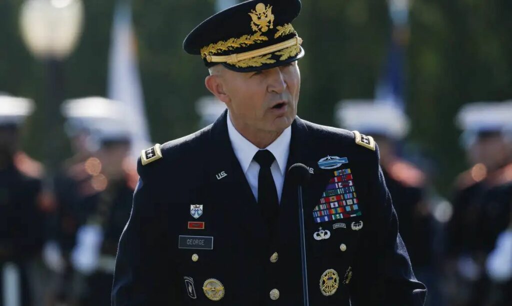 Secretário de Defesa dos EUA demite chefe do Estado-Maior do Exército