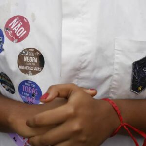 Assédio contra mulheres atinge níveis recordes em 2025, aponta fórum