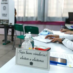 Eleições 2026: Saiba como se inscrever para ser mesário voluntário