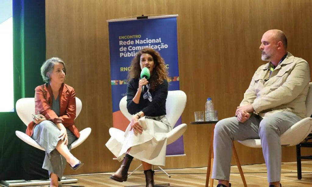 Emissoras públicas debatem novos formatos e ampliação de conteúdo regional