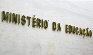 Enade revela que 53% dos formandos em licenciaturas EaD têm nota baixa