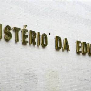 Enade revela que 53% dos formandos em licenciaturas EaD têm nota baixa