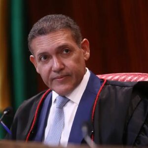 Nunes Marques assume presidência do TSE para comandar as eleições