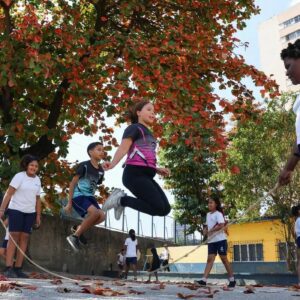 O direito ao brincar livre como pilar do desenvolvimento infantil