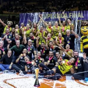 Praia Clube domina Minas e conquista o tricampeonato da Superliga Feminina