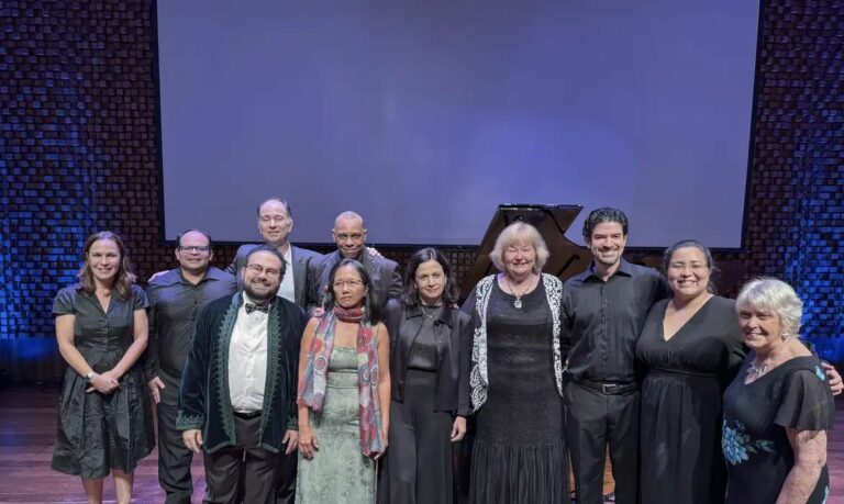 Rádio MEC homenageia o pianista Luiz de Moura Castro em concerto especial