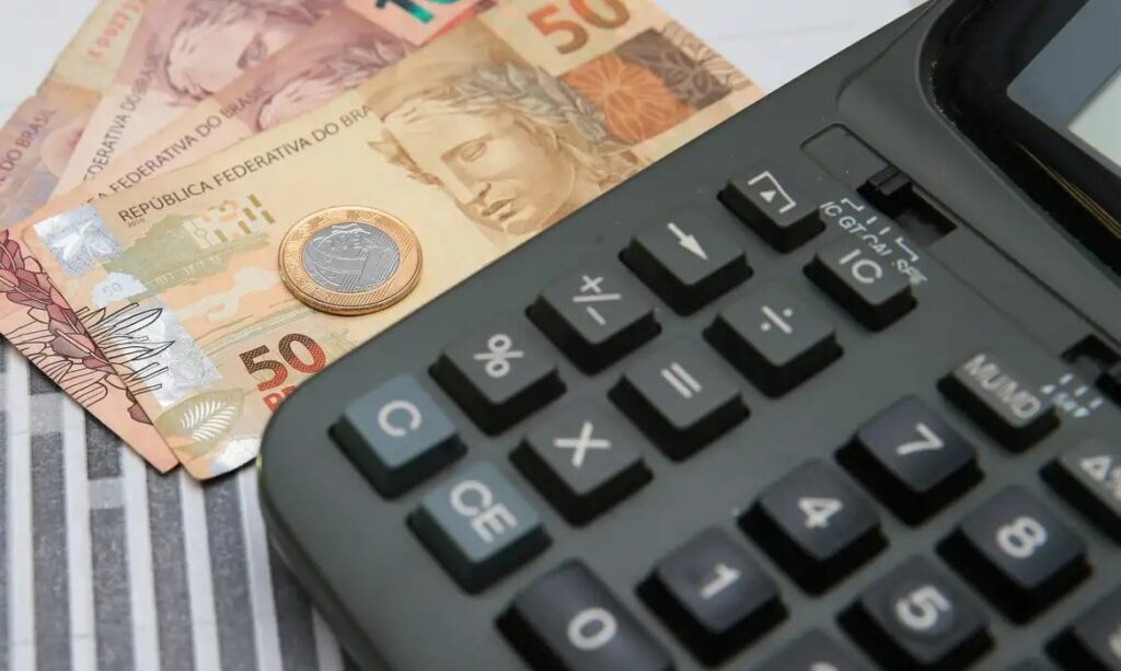 Receita Federal abre consulta ao maior lote de restituição da história